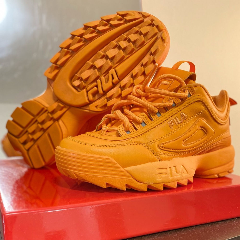 Fila shoes barely worn 6.5US $50